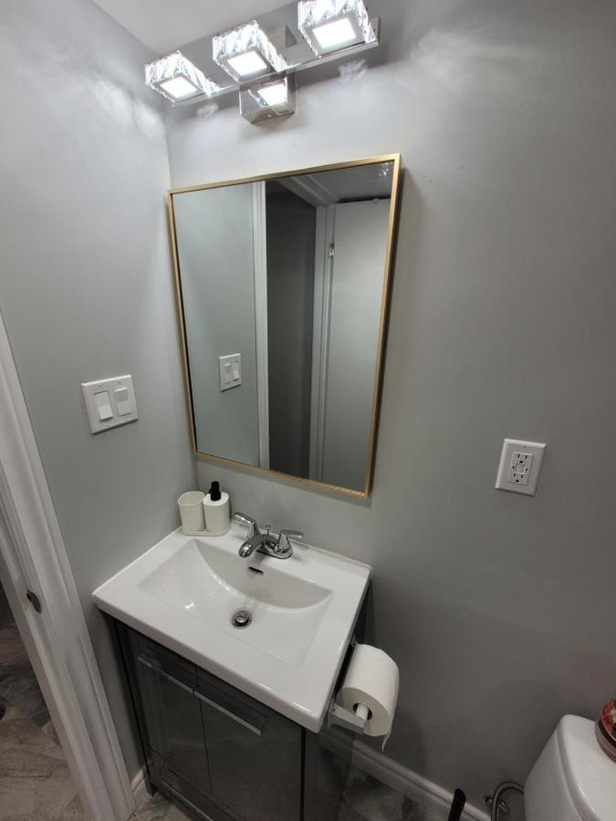 Guest House Basement - Master Bedrooms In Bayview Village Toronto Zewnętrze zdjęcie